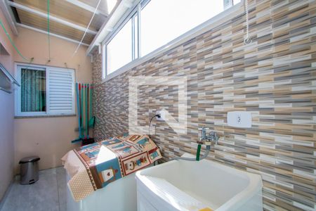 Apartamento à venda com 73m², 2 quartos e 2 vagas Apartamento à venda com 73m², 2 quartos e 2 vagasÁrea de serviço