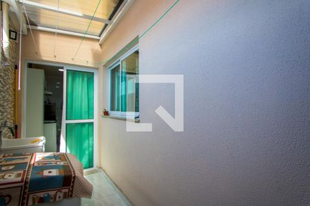 Apartamento à venda com 73m², 2 quartos e 2 vagas Apartamento à venda com 73m², 2 quartos e 2 vagasÁrea de serviço