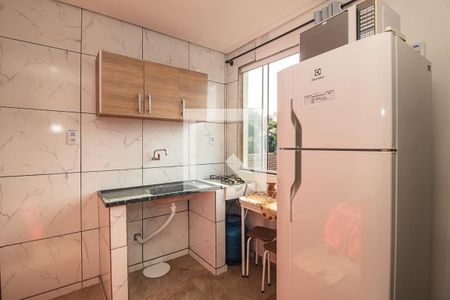 Cozinha de apartamento para alugar com 1 quarto, 18m² em Santo Antônio, Porto Alegre