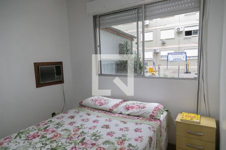 Quarto 1 de apartamento para alugar com 1 quarto, 35m² em Santo Antônio, Porto Alegre