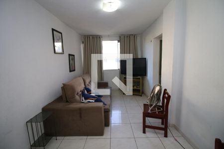 Sala de apartamento para alugar com 2 quartos, 52m² em Brás de Pina, Rio de Janeiro