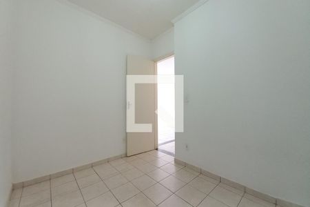 Quarto 2  de apartamento para alugar com 2 quartos, 55m² em Jardim do Lago Continuação, Campinas