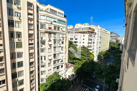 Sala _ Vista de apartamento à venda com 3 quartos, 130m² em Copacabana, Rio de Janeiro