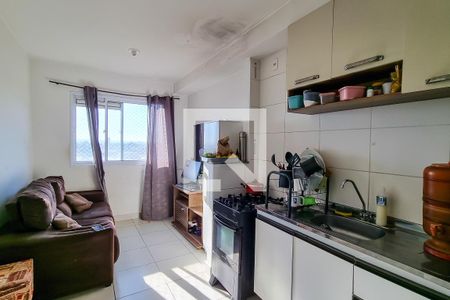 Sala/Cozinha de apartamento para alugar com 1 quarto, 28m² em Jardim Planalto, São Paulo