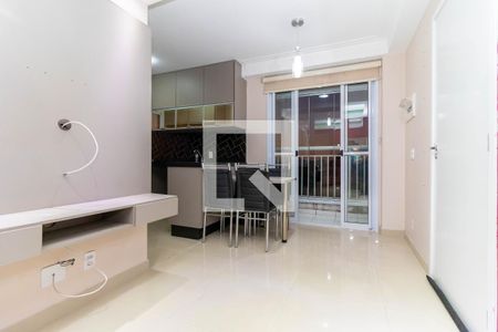 Sala de apartamento à venda com 2 quartos, 56m² em Vila Campanela, São Paulo