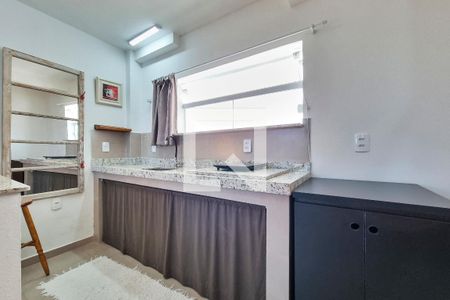 Sala / Suíte / Cozinha de apartamento para alugar com 1 quarto, 22m² em Jardim Ismenia, São José dos Campos