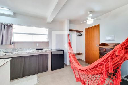 Sala / Suíte / Cozinha de apartamento para alugar com 1 quarto, 22m² em Jardim Ismenia, São José dos Campos