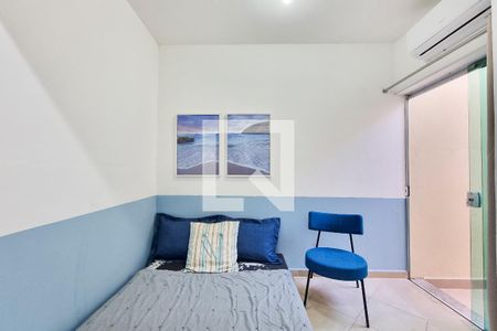 Sala / Suíte de apartamento para alugar com 1 quarto, 30m² em Jardim Ismenia, São José dos Campos