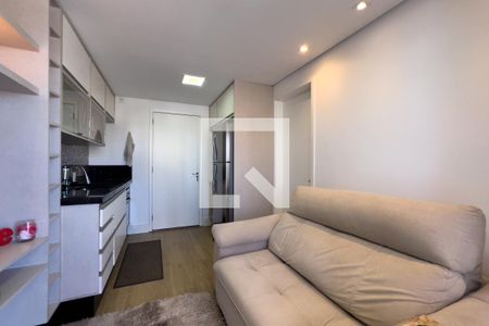 Sala e cozinha de apartamento para alugar com 1 quarto, 34m² em Ipiranga, São Paulo