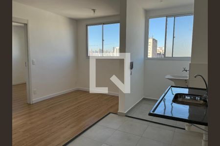 Cozinha/Área de Serviço  de apartamento para alugar com 2 quartos, 40m² em Barra Funda, São Paulo