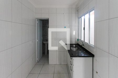 Cozinha de casa para alugar com 1 quarto, 30m² em Vila Antonieta, São Paulo
