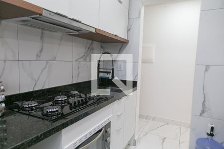 Cozinha de apartamento à venda com 1 quarto, 39m² em Santo Antônio, Porto Alegre