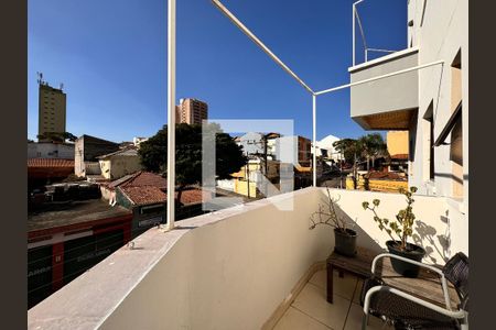 Apartamento à venda com 149m², 3 quartos e 3 vagas Apartamento à venda com 149m², 3 quartos e 3 vagasSacada