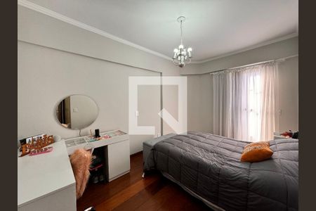 Apartamento à venda com 149m², 3 quartos e 3 vagas Apartamento à venda com 149m², 3 quartos e 3 vagasSuíte 2