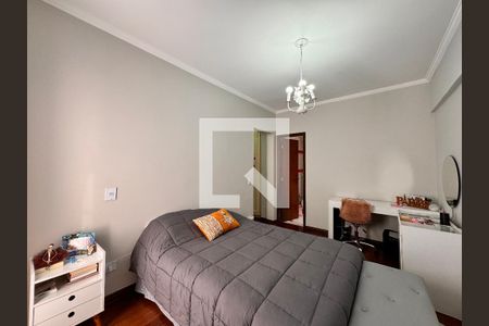 Apartamento à venda com 149m², 3 quartos e 3 vagas Apartamento à venda com 149m², 3 quartos e 3 vagasSuíte 2