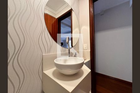 Apartamento à venda com 149m², 3 quartos e 3 vagas Apartamento à venda com 149m², 3 quartos e 3 vagasLavabo