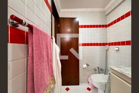 Apartamento à venda com 149m², 3 quartos e 3 vagas Apartamento à venda com 149m², 3 quartos e 3 vagasBanheiro da Suíte 2