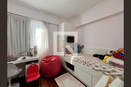 Apartamento à venda com 149m², 3 quartos e 3 vagas Apartamento à venda com 149m², 3 quartos e 3 vagasQuarto 1