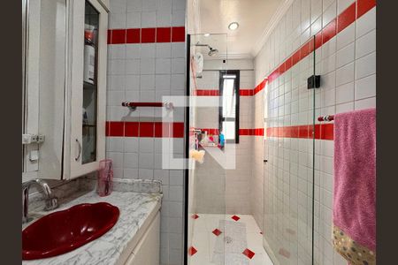 Apartamento à venda com 149m², 3 quartos e 3 vagas Apartamento à venda com 149m², 3 quartos e 3 vagasBanheiro da Suíte 2