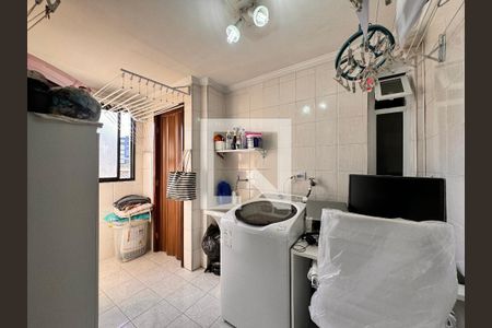 Apartamento à venda com 149m², 3 quartos e 3 vagas Apartamento à venda com 149m², 3 quartos e 3 vagasLavanderia