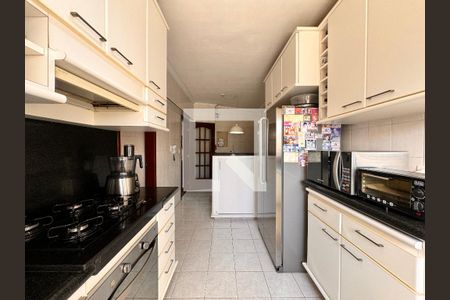 Apartamento à venda com 149m², 3 quartos e 3 vagas Apartamento à venda com 149m², 3 quartos e 3 vagasCozinha