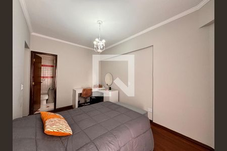 Apartamento à venda com 149m², 3 quartos e 3 vagas Apartamento à venda com 149m², 3 quartos e 3 vagasSuíte 2