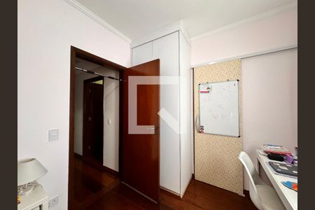Apartamento à venda com 149m², 3 quartos e 3 vagas Apartamento à venda com 149m², 3 quartos e 3 vagasQuarto 1