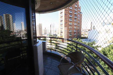 Sacada de apartamento à venda com 3 quartos, 110m² em Chácara Santo Antônio (zona Leste), São Paulo