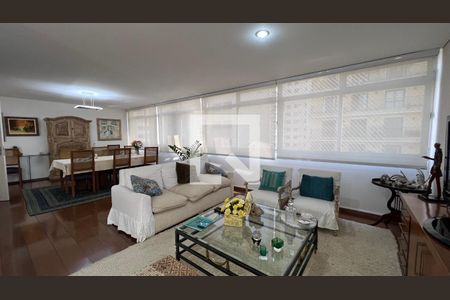 Sala de TV de apartamento à venda com 3 quartos, 180m² em Jardim Paulista, São Paulo