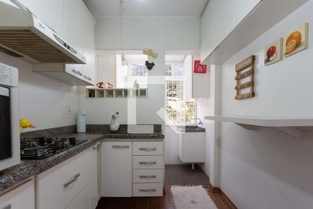 Cozinha de apartamento à venda com 2 quartos, 68m² em Agronomia, Porto Alegre