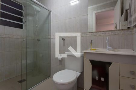 Banheiro de apartamento para alugar com 2 quartos, 68m² em Agronomia, Porto Alegre