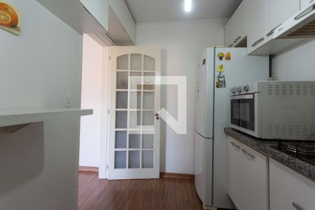 Cozinha de apartamento à venda com 2 quartos, 68m² em Agronomia, Porto Alegre