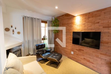 Sala de casa de condomínio para alugar com 3 quartos, 168m² em Espírito Santo, Porto Alegre