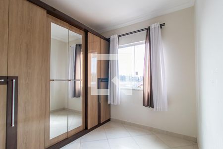 Quarto 1 de apartamento para alugar com 2 quartos, 54m² em Iná, São José dos Pinhais