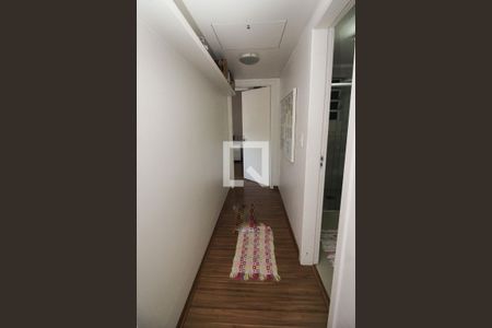 Corredor de apartamento à venda com 2 quartos, 70m² em Agronomia, Porto Alegre