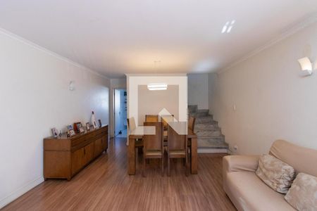 Sala de casa à venda com 4 quartos, 190m² em Vila Paiva, São Paulo