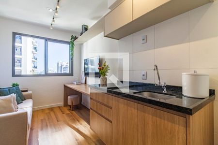 Cozinha de kitnet/studio à venda com 1 quarto, 24m² em Pinheiros, São Paulo