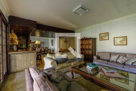 Casa de condomínio para alugar com 1000m², 4 quartos e 2 vagasSala