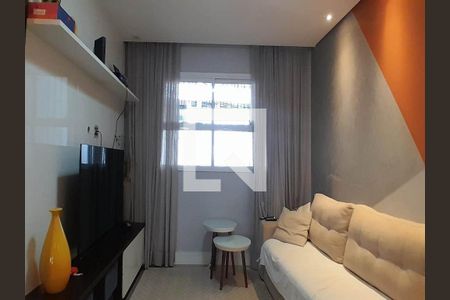 Casa à venda com 3 quartos, 250m² em Liberdade, São Paulo