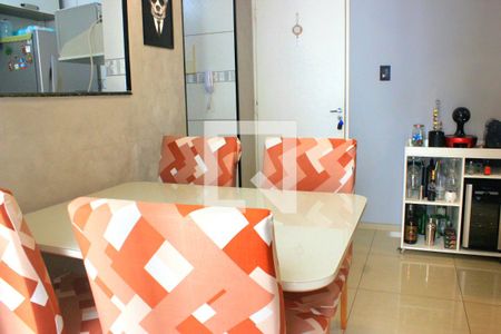 Sala com mesa de jantar de apartamento à venda com 2 quartos, 52m² em Macedo, Guarulhos