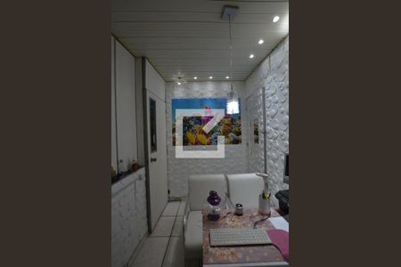 Sala 2 de kitnet/studio para alugar com 1 quarto, 30m² em Irajá , Rio de Janeiro