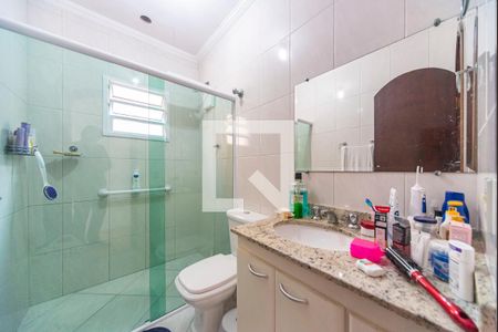 Banheiro  de casa à venda com 3 quartos, 125m² em Vila Humaitá, Santo André