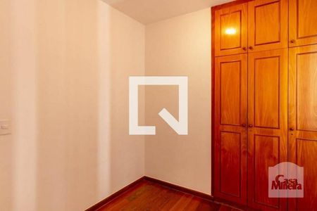 Quarto  de apartamento à venda com 3 quartos, 126m² em Buritis, Belo Horizonte