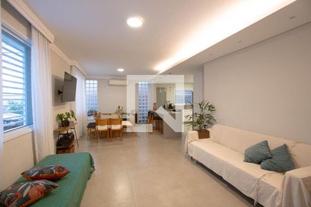 Sala de casa para alugar com 5 quartos, 180m² em Bela Aliança, São Paulo