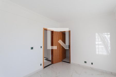 Suíte de casa à venda com 2 quartos, 200m² em Santa Amelia, Belo Horizonte