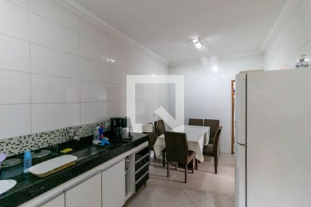 Casa à venda com 120m², 3 quartos e sem vaga Casa à venda com 120m², 3 quartos e sem vagaCozinha