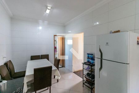 Casa à venda com 120m², 3 quartos e sem vaga Casa à venda com 120m², 3 quartos e sem vagaCozinha