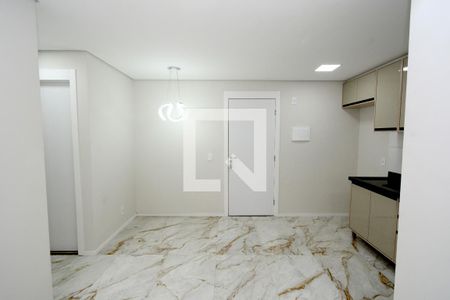 Sala de apartamento para alugar com 2 quartos, 36m² em Usina Piratininga, São Paulo