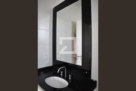 Banheiro da Suíte de apartamento para alugar com 1 quarto, 80m² em Cabral, Curitiba