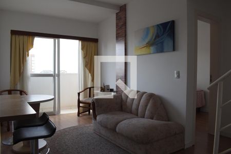 Sala de apartamento para alugar com 1 quarto, 80m² em Cabral, Curitiba